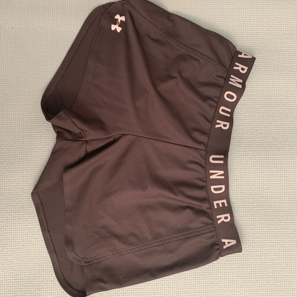 Grey under armour running shorts size medium